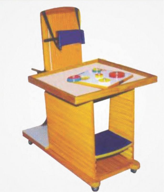 Relaxation Chiar With Adjustable Incline & Tray